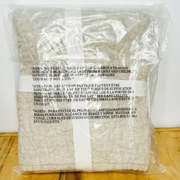 Pottery Barn BELGIAN FLAX LINEN 1 Standard Floral Stitch Quilted Sham - Picture 2 of 5